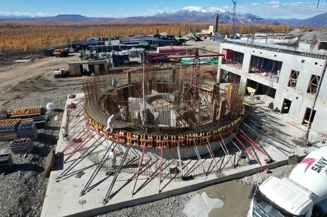 Строительство солнечного телескопа в Мондах