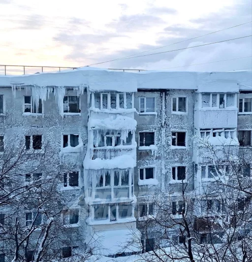 Дома как в снежной сказке. 