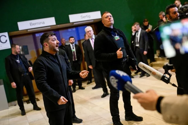 Зеленский с трибуны оторвался на теме слабости Европы.