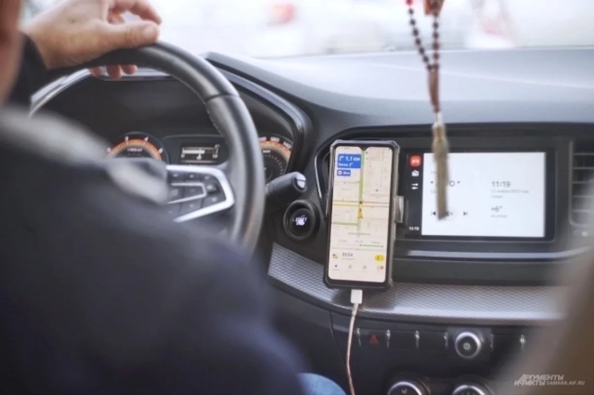 Юрист Воропаев рассказал о штрафах за вождение с непродленными правами