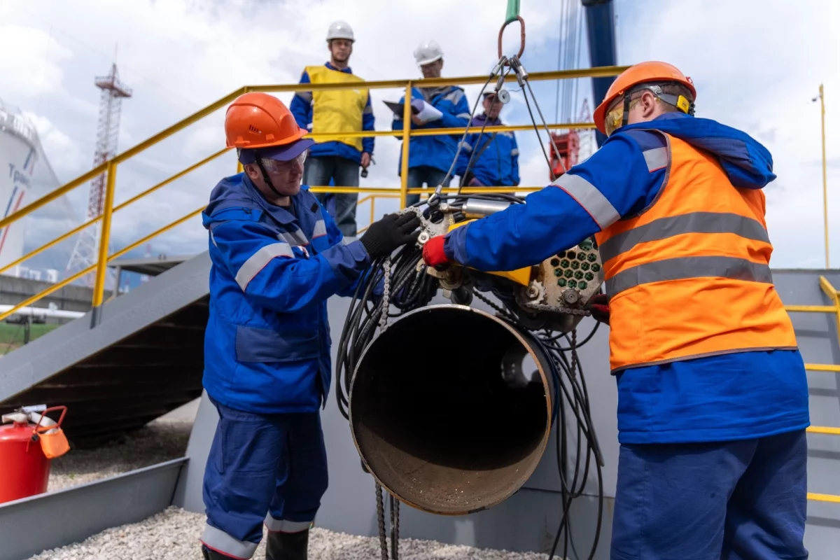 Безопасность труб безопасный труд