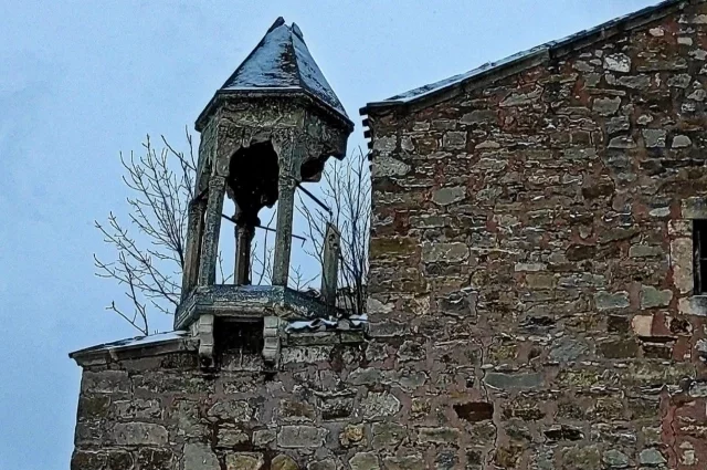 Колокольня церкви Архангелов Гавриила и Михаила 