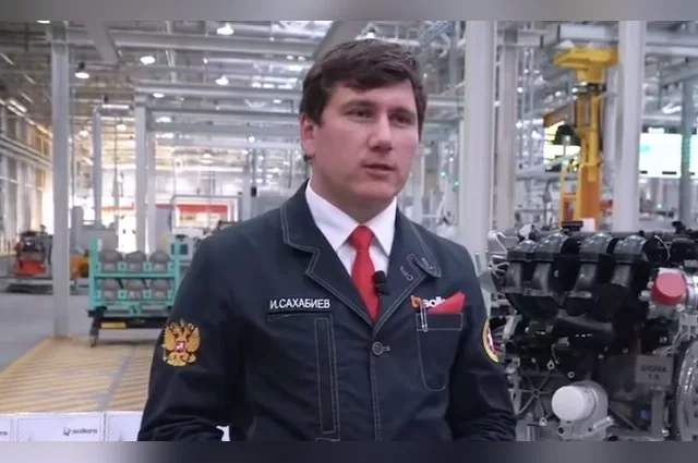 Новый руководитель УАЗа, 35-летний Ильнур Сахабиев, представляет собой классический пример современного индустриального менеджера. 