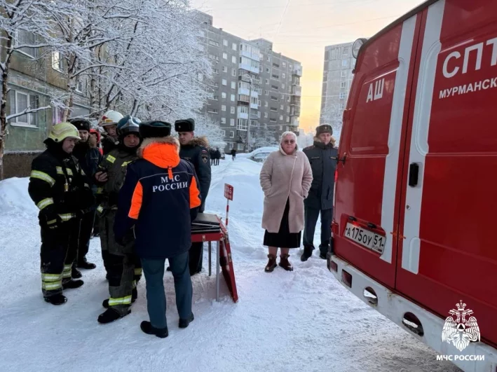 По докладам экстренных служб, никаких дополнительных рисков нет, угроза взрыва отсутствует.