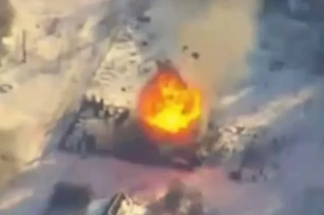 Российская армия громила и ближние, и дальние тылы ВСУ. В ход шли бомбы, беспилотники и ракеты.