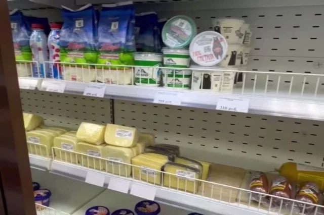 Сейчас в магазины Озерновского доставили больше продуктов