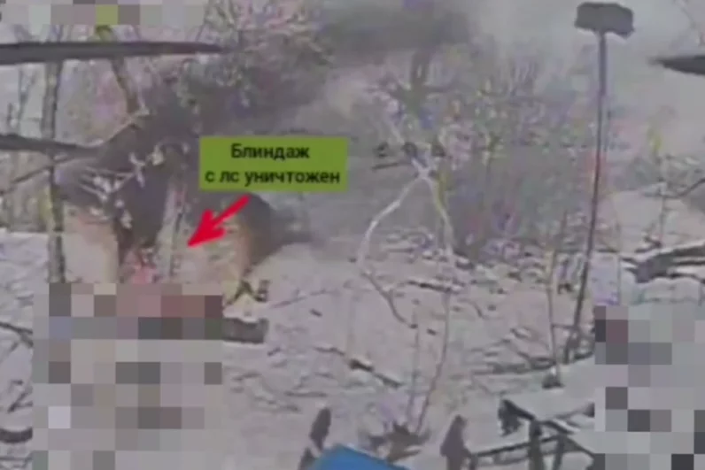 Также операторы беспилотных систем уничтожили два НРТК противника. Один из них был загружен материальными средствами и боеприпасами.