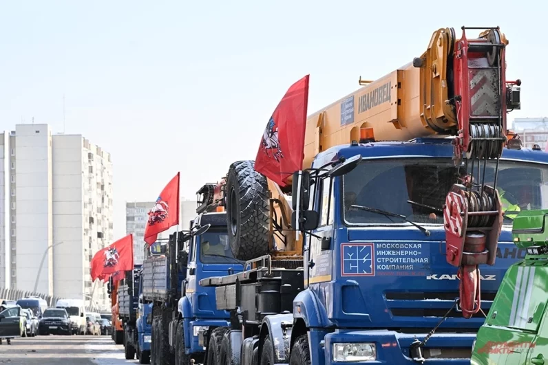 Рокада проходит по территории четырех административных округов и 24 районов Москвы.