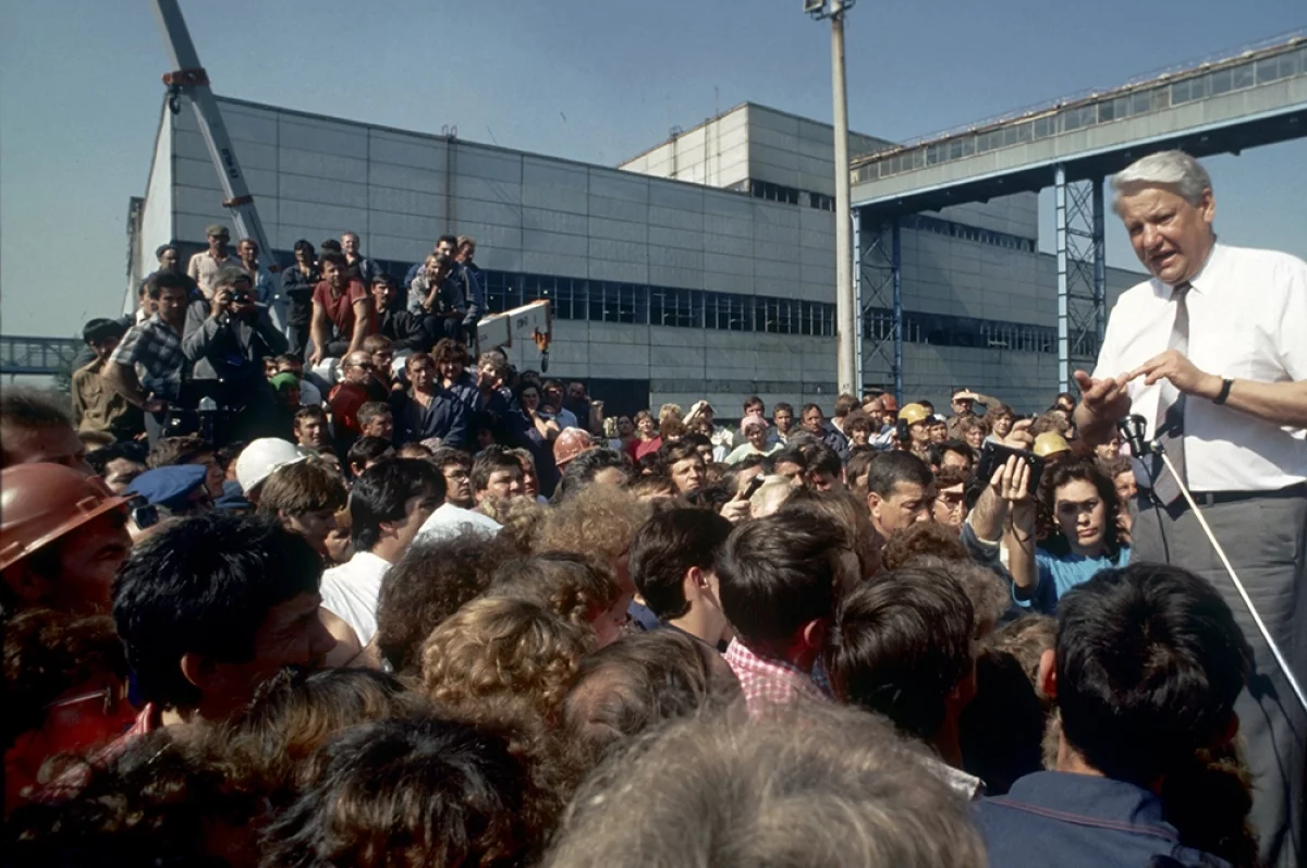 Путин позвонил вдове Ельцина накануне 95-летия Бориса Николаевича