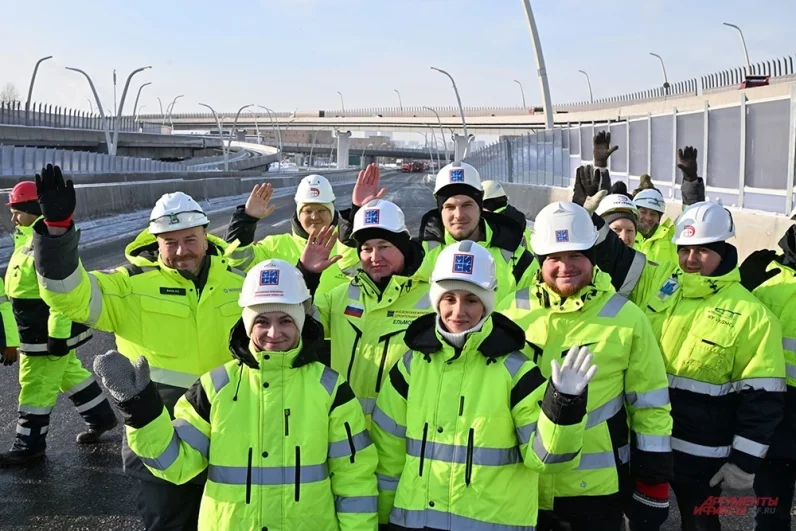 Всего на завершающем этапе строительства основного хода Южной рокады возвели 2,6 км дорог.