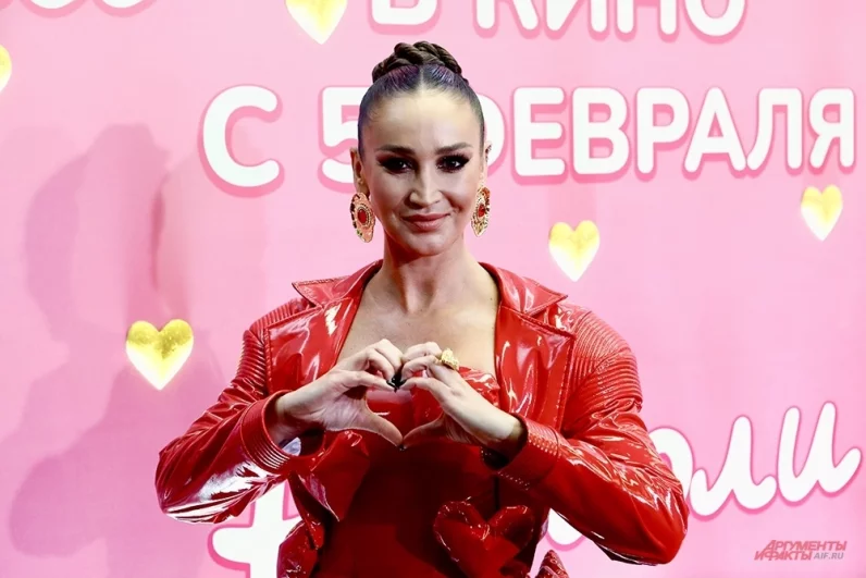 Ольга Бузова.