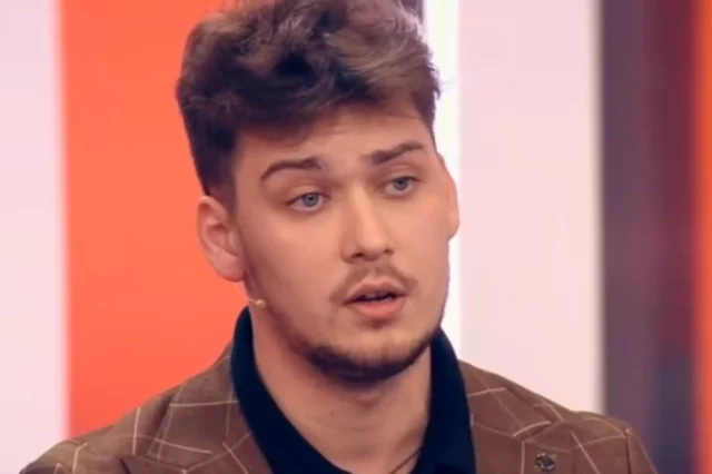 Данил Баталов на съемках выпуска «Пусть говорят».