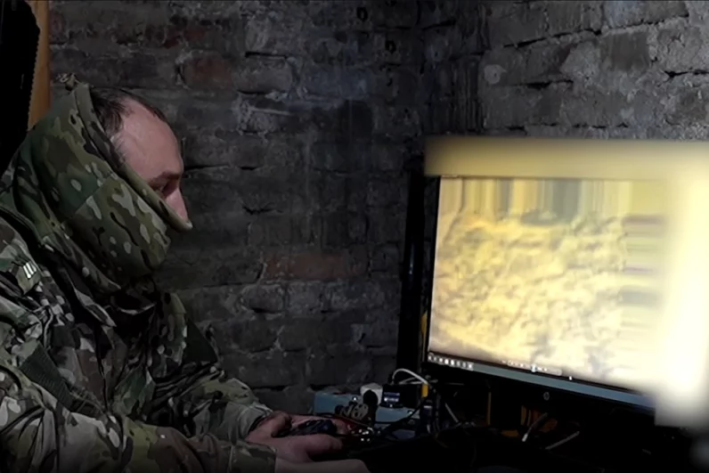 Современный модуль с обновленными алгоритмами облегчает работу оператора БПЛА по захвату и устойчивому сопровождению целей.