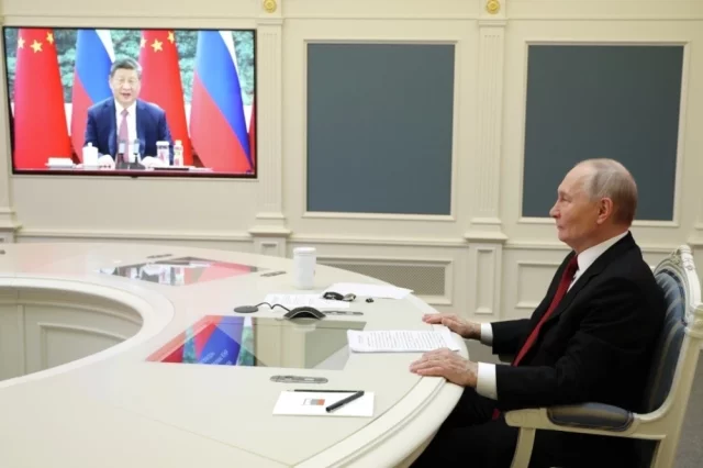 4 февраля 2026. Президент РФ Владимир Путин проводит по видеоконференции переговоры с председателем КНР Си Цзиньпином.