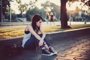 В западных странах растёт частота душевных расстройств среди новых поколений. 