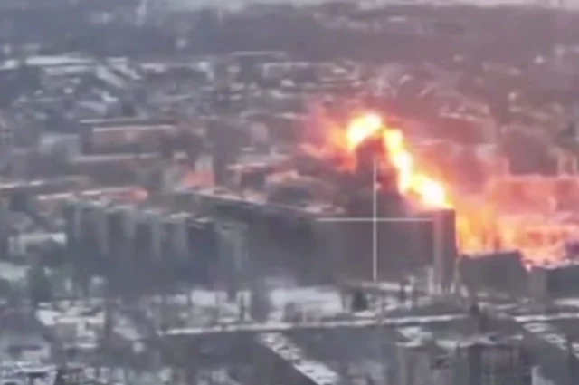 В Константиновке продолжаются встречные бои, город постепенно охватывается с запада. 