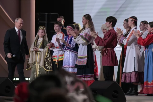 5 февраля 2026. Президент РФ Владимир Путин на церемонии открытия Года единства народов России в Национальном центре «Россия».