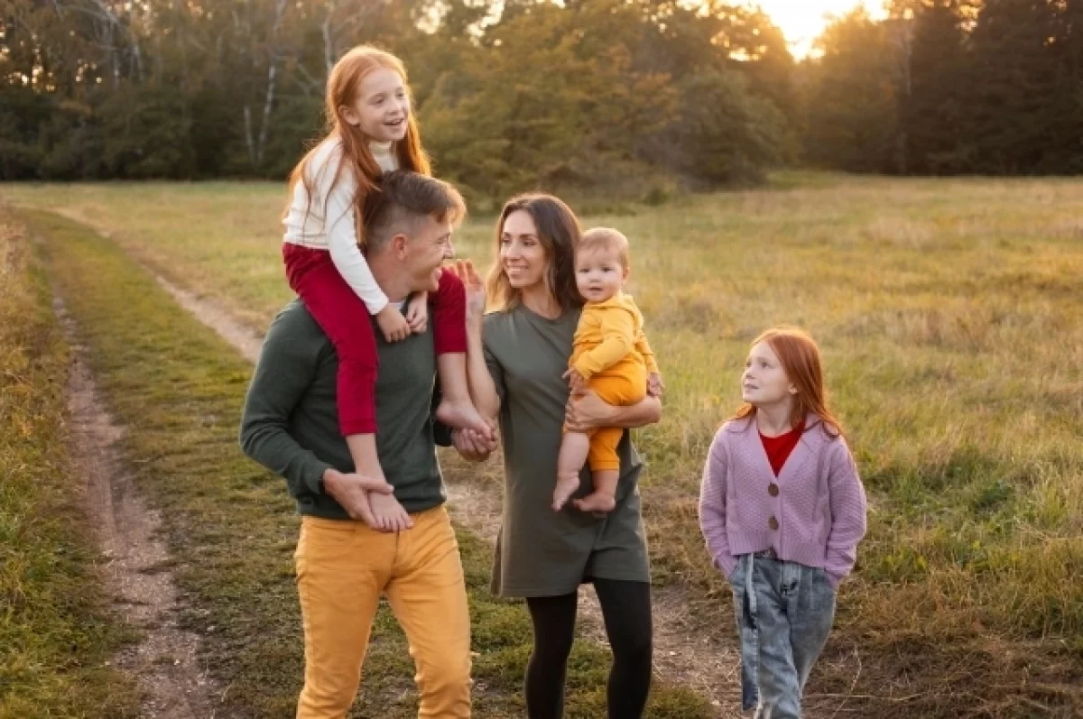 В Ивановской области 44 молодые многодетные семьи оформили две выплаты