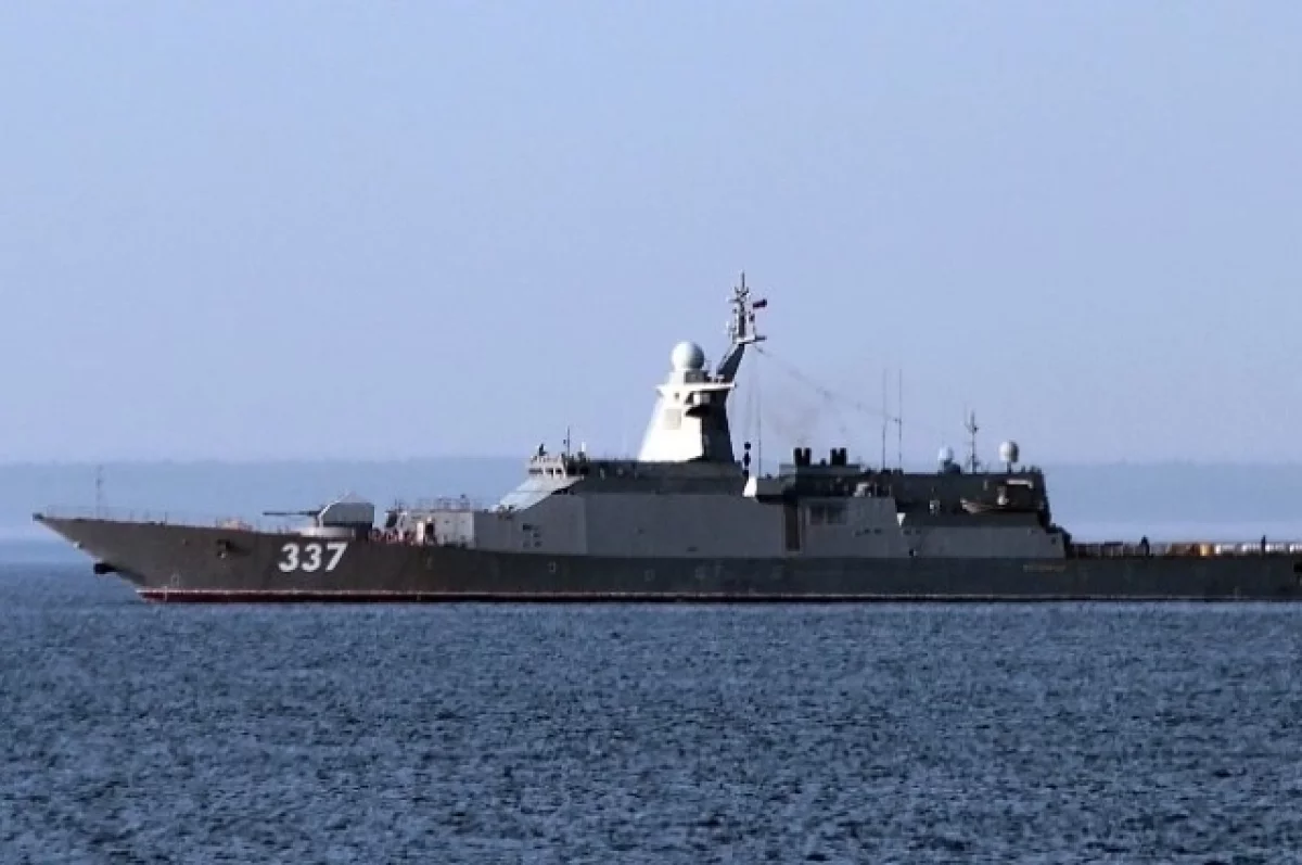 Корвет «Гремящий» вернулся на Камчатку после дальнего похода