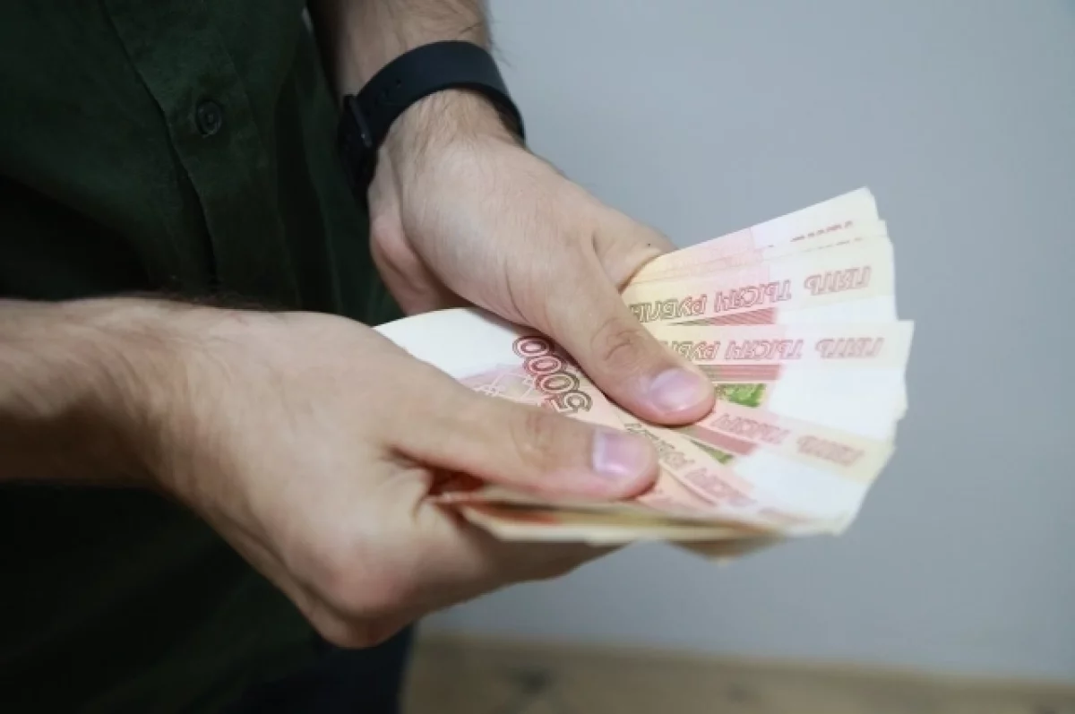 Нижегородца будут судить за попытку дать взятку полицейскому