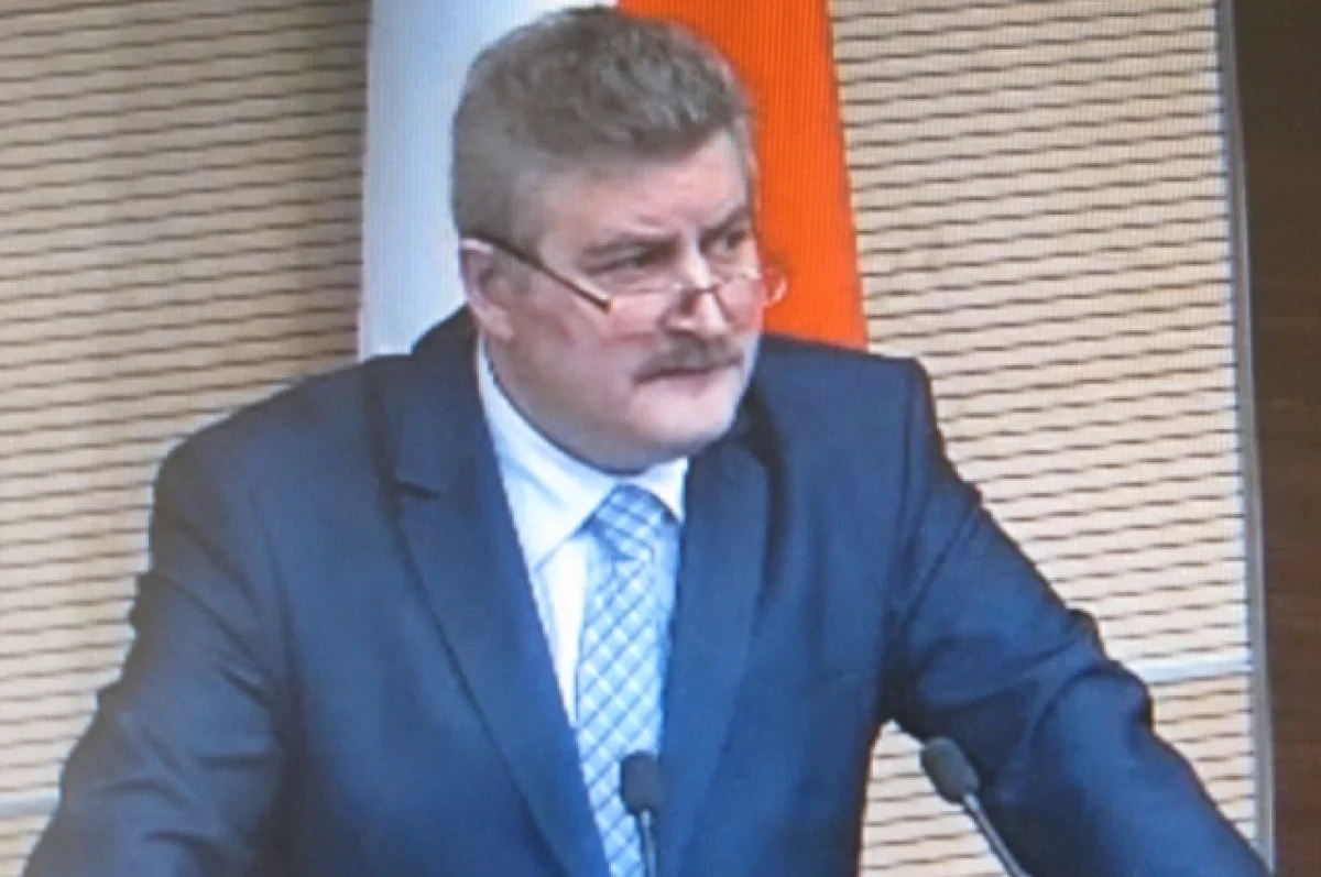 СМИ: Экс-министра культуры Игоря Гладнева уволили с поста директора школы