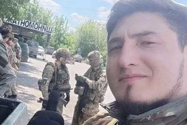 ForeignCombatants сообщает, что одним из убийц был командир группы «Альфа» «Черного орла» Бондо Вардосанидзе. 