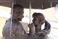 Фрагмент скульптуры «Фонтана любви» в Феодосии.