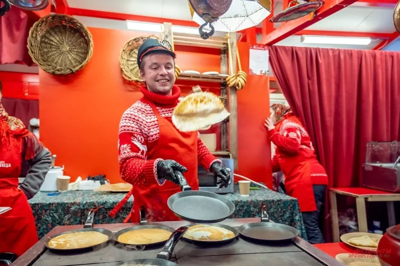 Здесь пекут больше 50 видов блинов — от классических до тех, что сделаны по самых неожиданным рецептам.