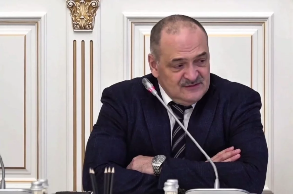 Меликов назвал примером халатности пожар на нефтебазе в Новом Хушете