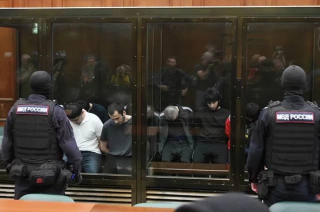 Гособвинитель потребовал для подсудимых серьезные сроки.