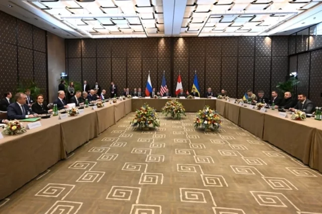 Стороны обошлись без официальных заявлений.