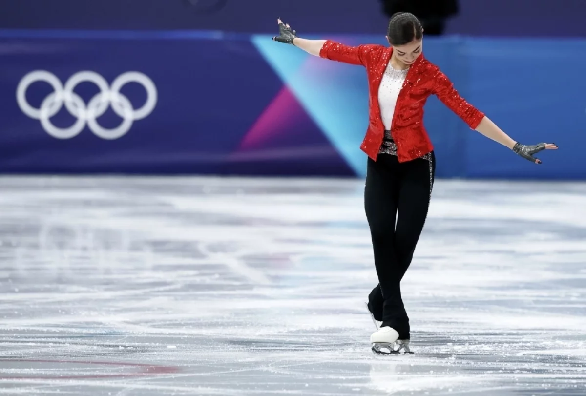 ISU высоко оценил короткую программу россиянки Петросян на Олимпиаде
