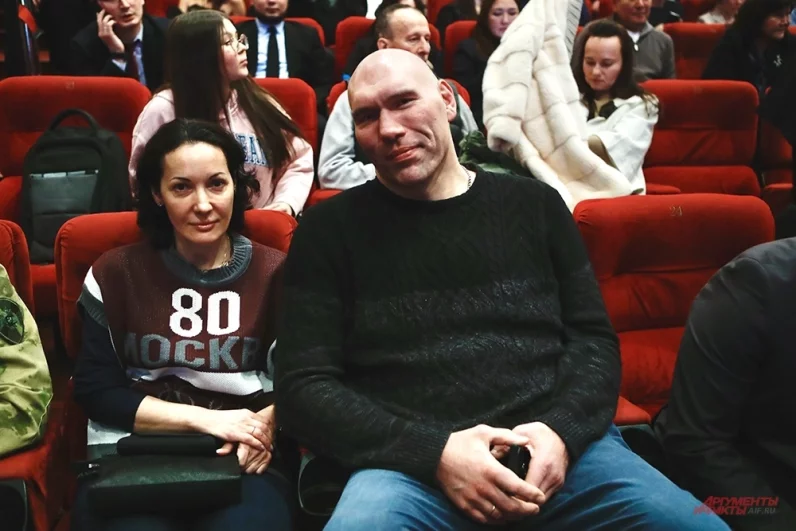 Николай Валуев с женой Галиной.