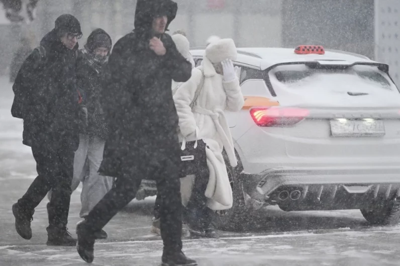 Такое количество снега, какое ожидается в Москве – это аномально много для февраля в этих широтах.