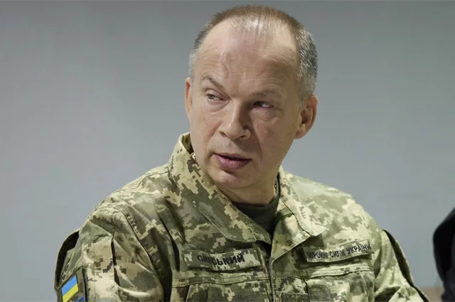 Сырский постоянно предпринимает бесплодные попытки контрнаступать.