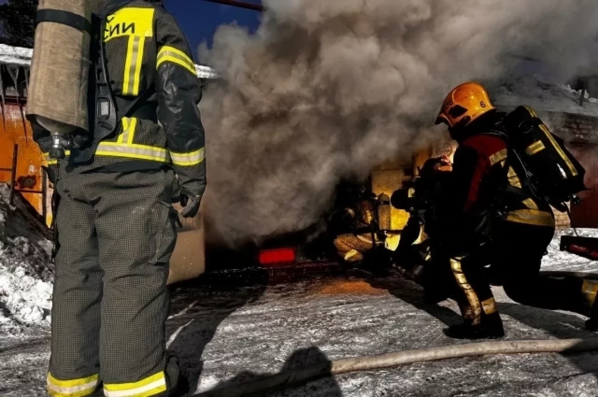 В Славгороде сгорели надворные постройки