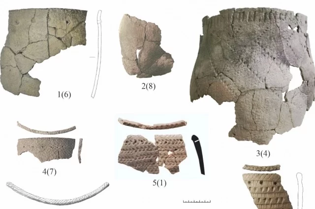 Осколки керамической посуды из неолитических поселений Байкало-Енисейской Сибири