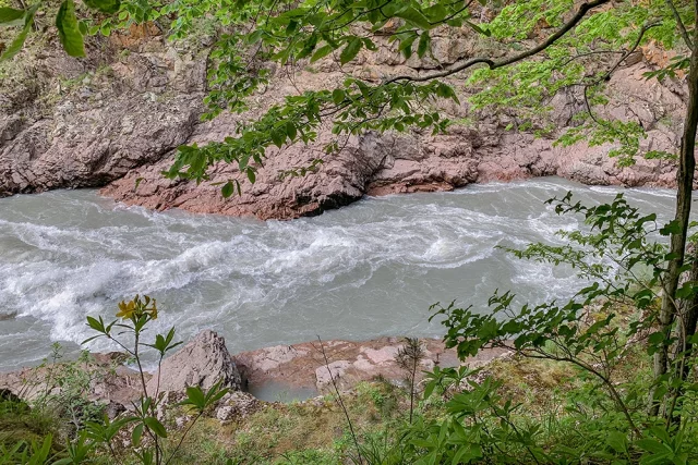 Река Белая - одно из самых непредсказуемых мест для отдыха.