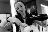 Погибшая сотрудница салона красоты.