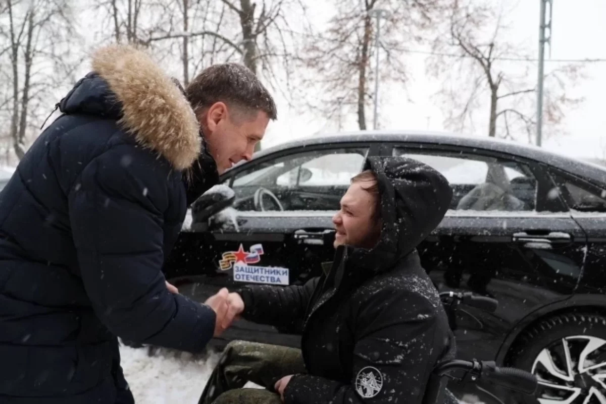 В Нижегородской области три ветерана СВО получили ключи от автомобилей