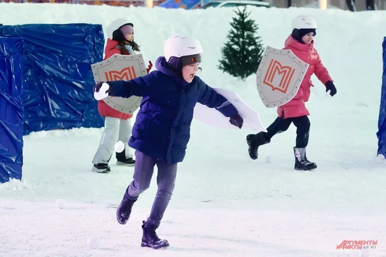 Участвовали в состязаниях 20 команд по 10 человек.