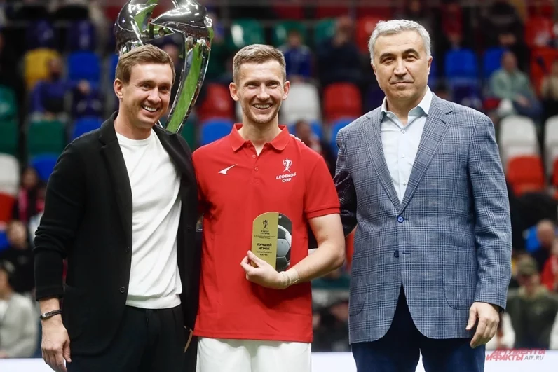 Лучшим игроком финального матча был признан защитник ЦСКА Сергей Игнашевич.