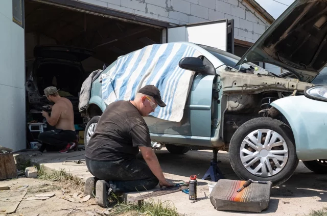Если на территории дачного участка ведется бизнес, первыми недовольными окажутся соседи.