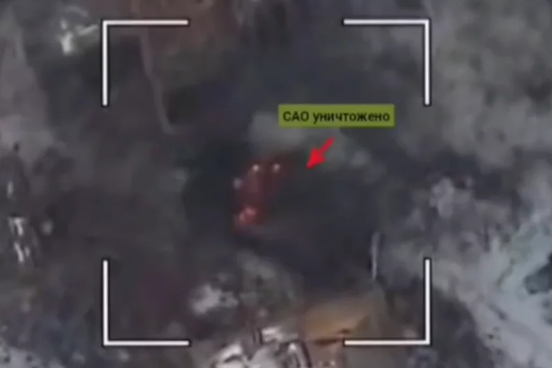 Еще одну замаскированную самоходку М109 Paladin разведчики 6-й мотострелковой дивизии обнаружили на константиновском направлении.