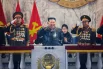 Ким Чен Ын с дочерью Ким Чжу Э на военном параде в честь IX съезда Трудовой Партии Кореи.