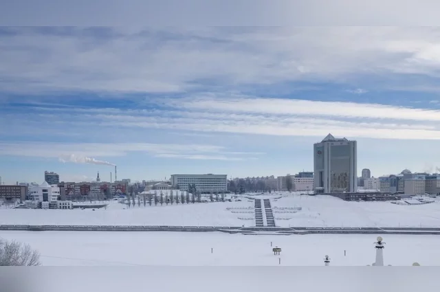 В Чебоксарах и Новочебоксарске завыли сирены, в школах отменили вторую смену, детей эвакуировали в подвалы. 