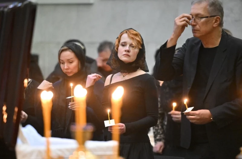 Дочь Ирины Шевчук Александра Афанасьева-Шевчук на церемонии прощания.