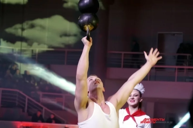 На открытии рассказали историю Праздника Севера: от зарождения в 1930-х годах и до современности.