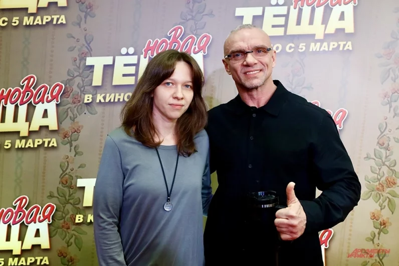 Актер Владимир Епифанцев с женой Юлией Семеновой.