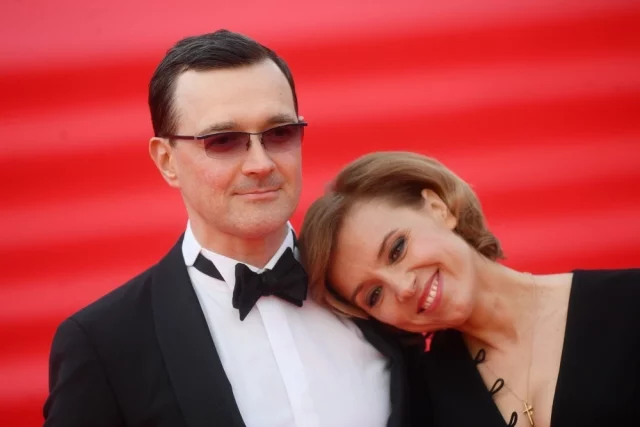 Бероева и Алферову объединяет то, что дороже любых супружеских обид, — дети.